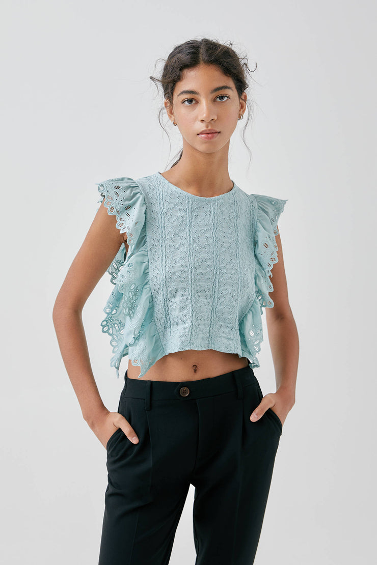 EMBROIDERED RUFFLE T-SHIRT